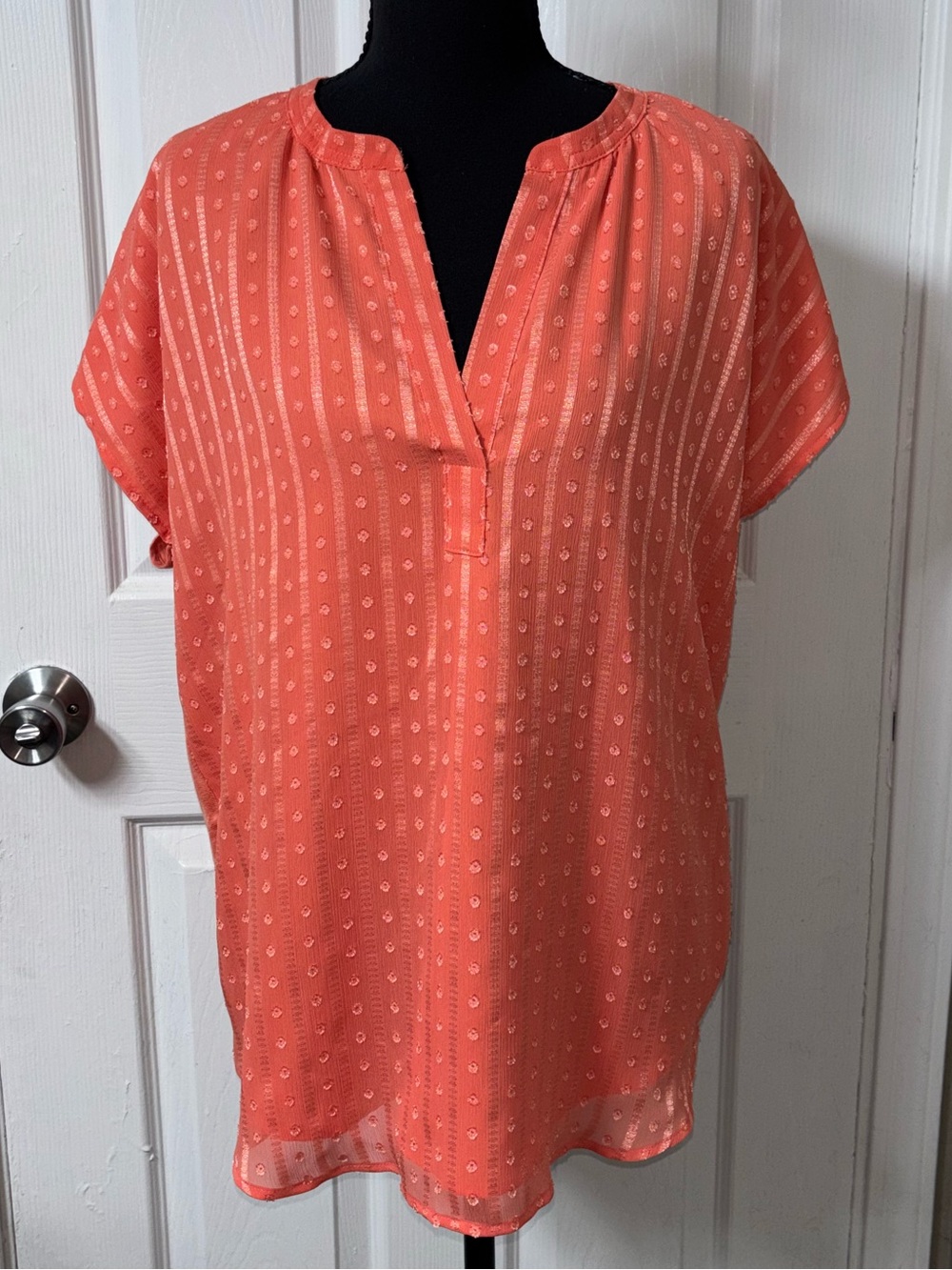 LC Lauren Conrad Coral Split V-Neck Short Sleeve Blouse